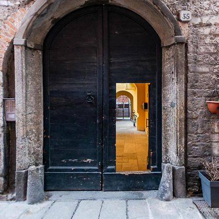 Appartamento Tivano In Centro Storico Como Dış mekan fotoğraf